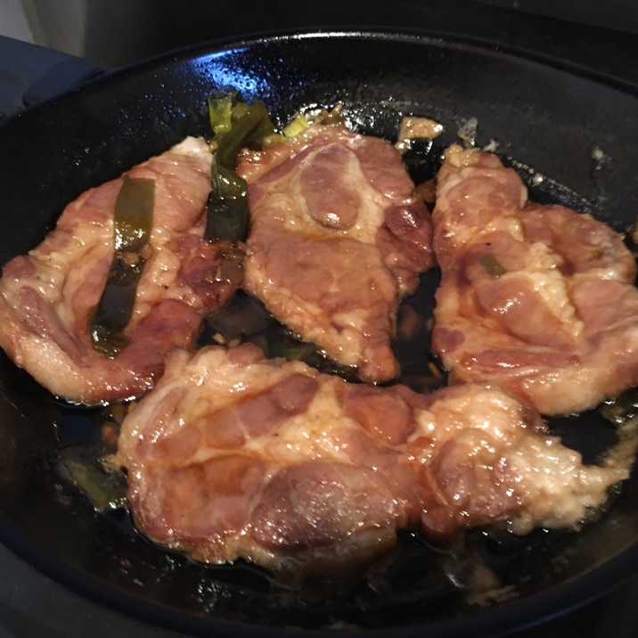 厚切り肉で 煮豚